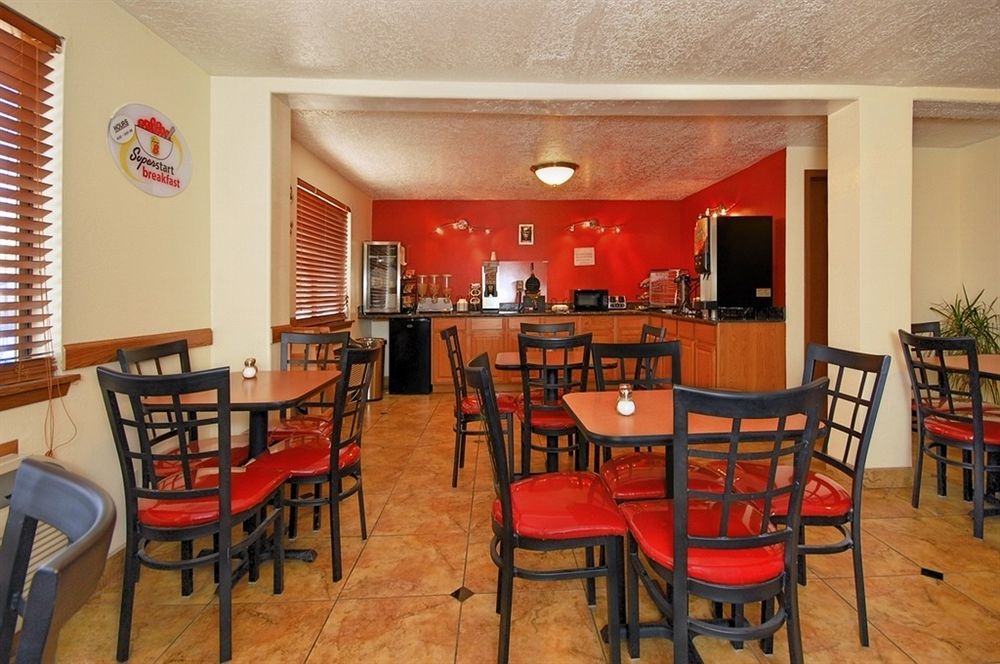Super 8 By Wyndham Alamogordo - White Sands Esterno foto